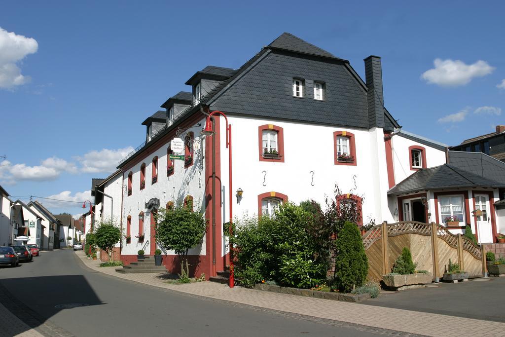 Hotel & Restaurant Huellen Barweiler Экстерьер фото